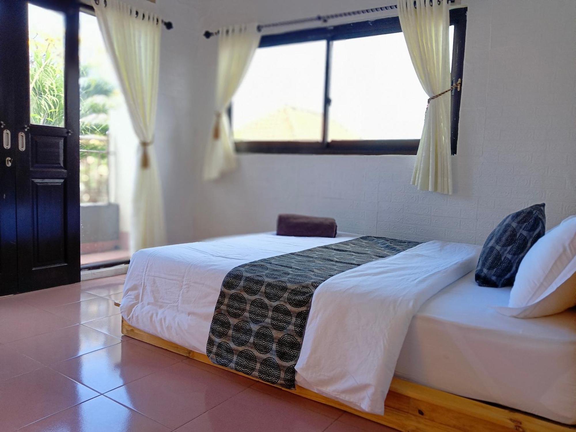 Mama Mega Homestay Pesanggaran Kültér fotó