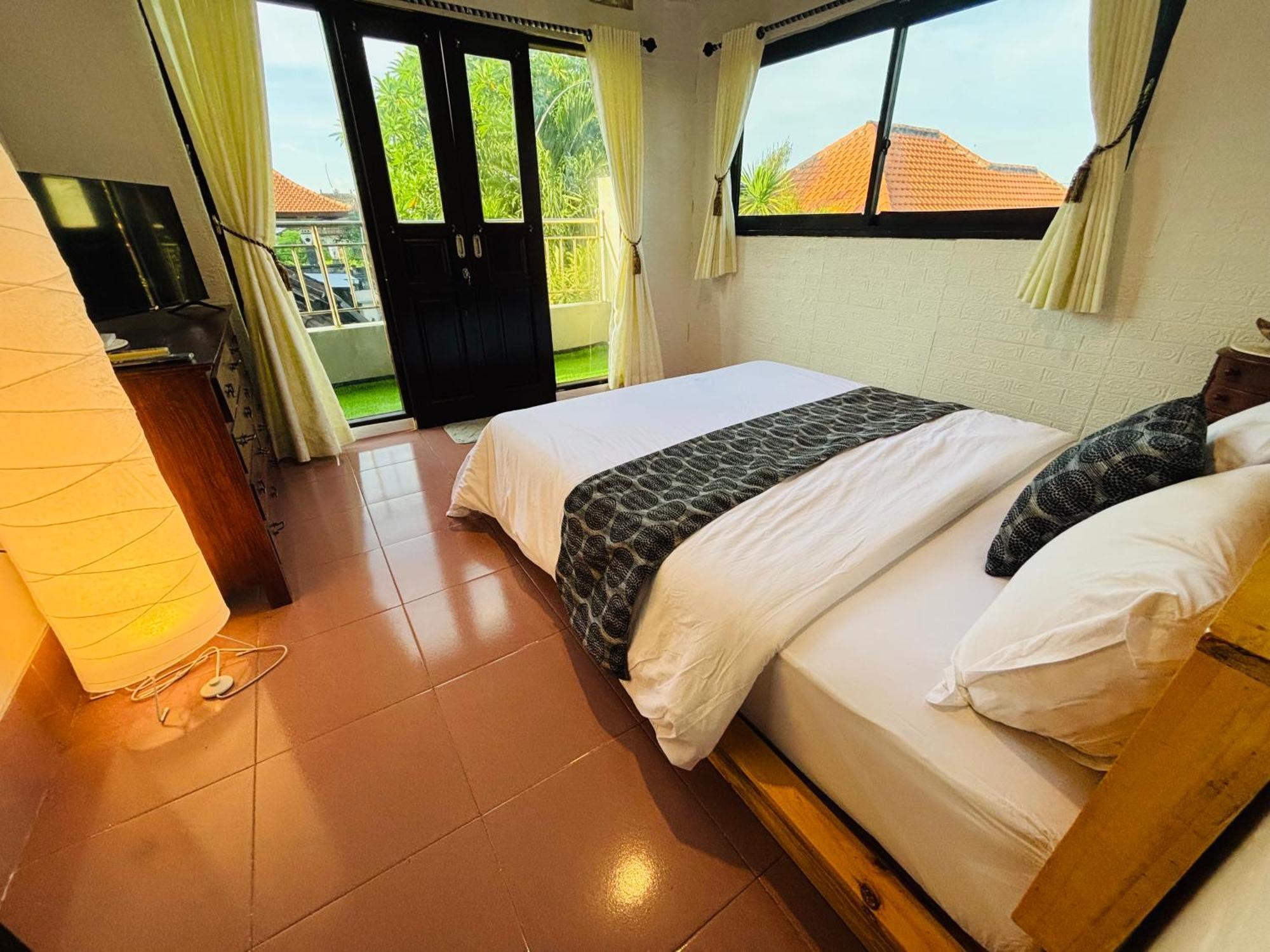 Mama Mega Homestay Pesanggaran Kültér fotó